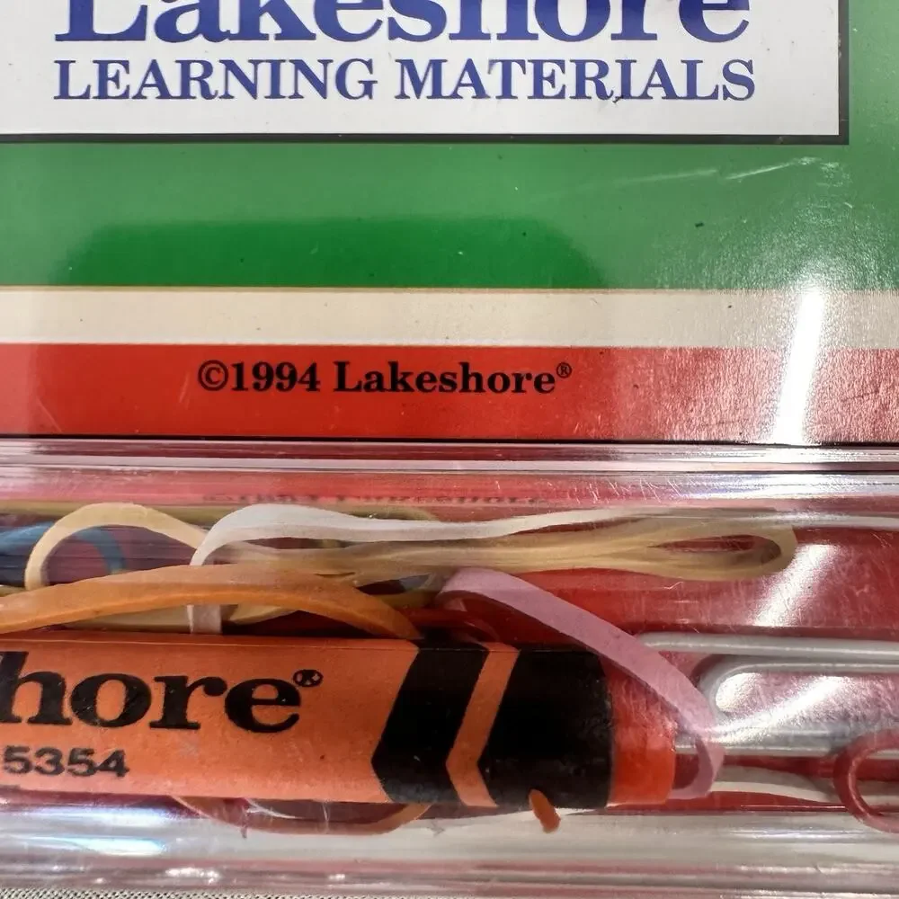 LAKESHORE Learning 1994 Photo Frame 3 1/2 X 5 Push Pins Paperclips Teachers